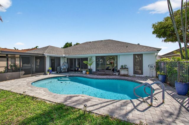 18304 181st Circle S, Boca Raton, FL 33498