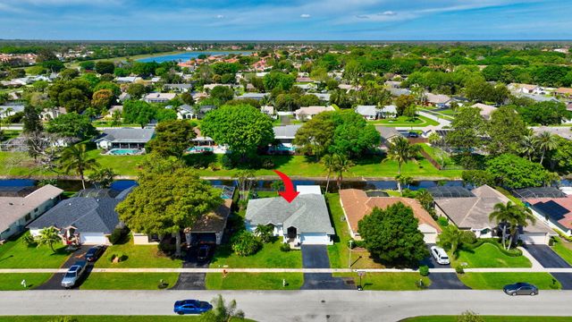 18304 181st Circle S, Boca Raton, FL 33498