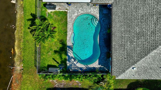 18304 181st Circle S, Boca Raton, FL 33498