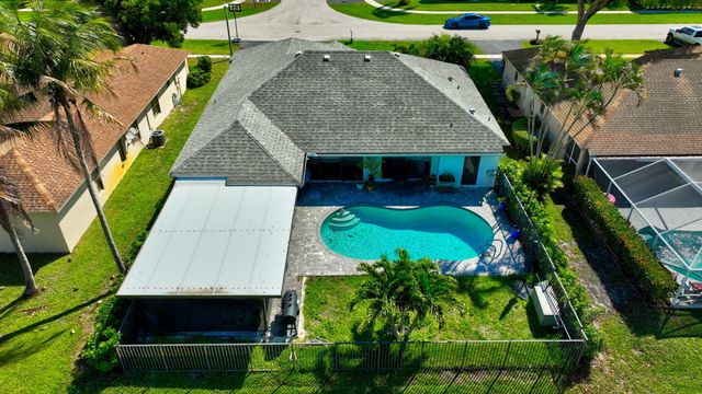 18304 181st Circle S, Boca Raton, FL 33498