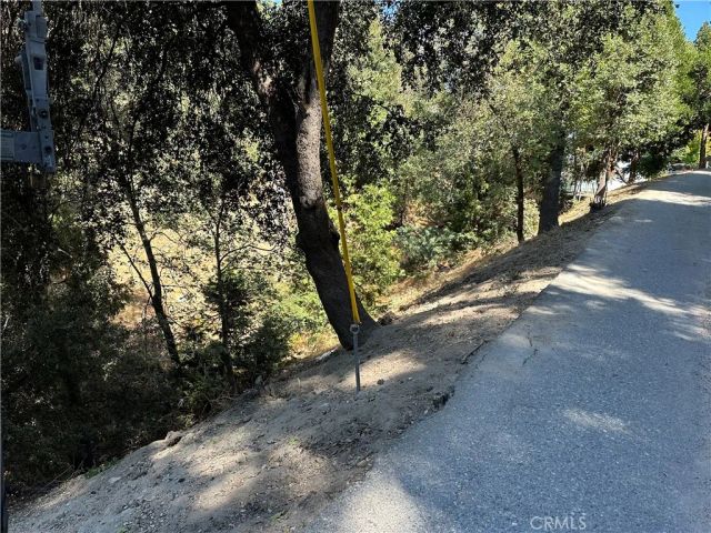 24960 Saxon, Crestline, CA 92325