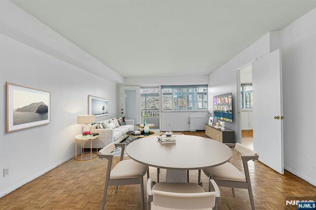 2185 Lemoine Avenue 2C, Fort Lee, NJ 07024