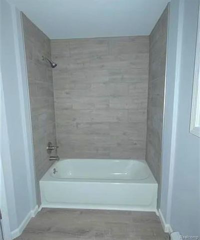 21840 Cunningham Avenue, Warren, MI 48091