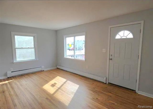 21840 Cunningham Avenue, Warren, MI 48091