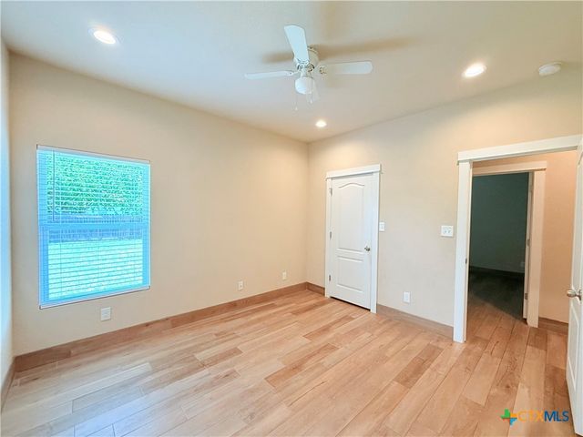 1168 Sycamore Street, Seguin, TX 78155