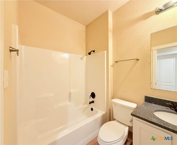 1168 Sycamore Street, Seguin, TX 78155