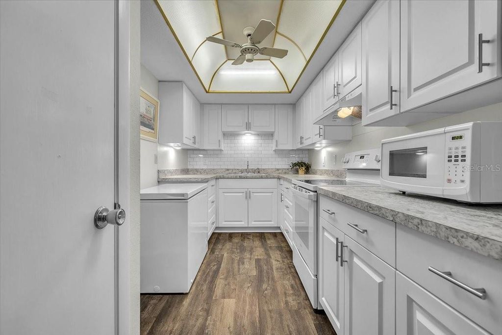 Image 9 of property listing at 4085 DRANCE STREET, Punta Gorda, FL 33980