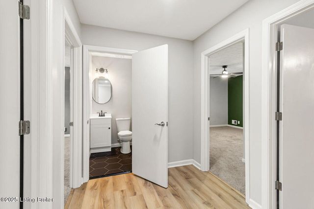 605 Glen Ct, Louisville, KY 40207