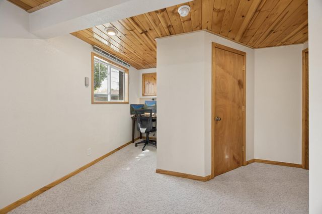 1618 Mclean Avenue, Saint Paul, MN 55106