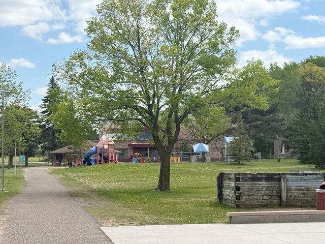 1618 Mclean Avenue, Saint Paul, MN 55106