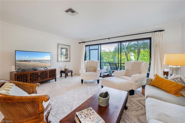 1080 6th ST S, Naples, FL 34102