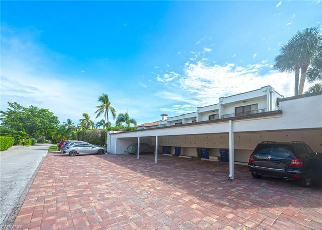 1080 6th ST S, Naples, FL 34102