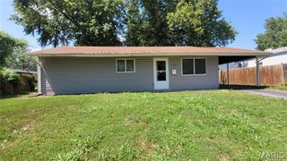 2465 Grants Parkway, Florissant, MO 63031