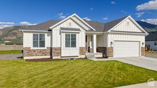 492 N 910 E, Salem, UT 84653
