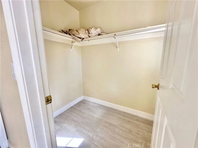 731 W 5th Street, Long Beach, CA 90802