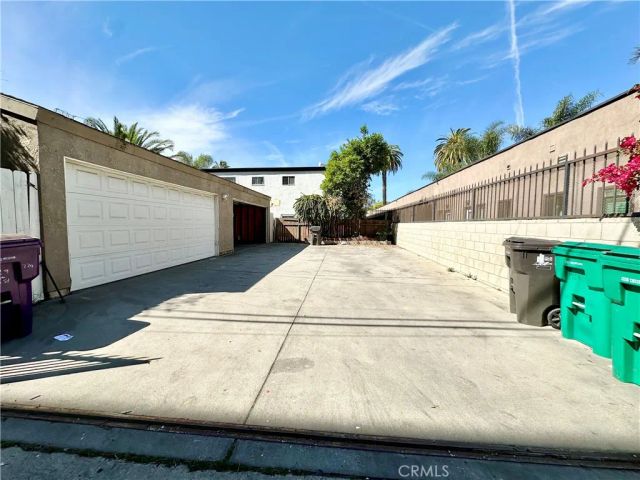 731 W 5th Street, Long Beach, CA 90802