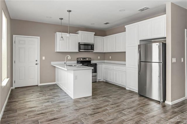 1401 Beverly Avenue, Weslaco, TX 78596