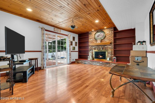 22 Sabina Terrace, Freehold, NJ 07728