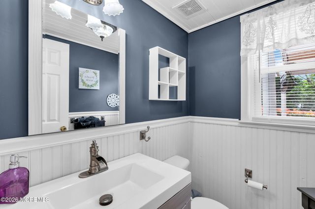 22 Sabina Terrace, Freehold, NJ 07728
