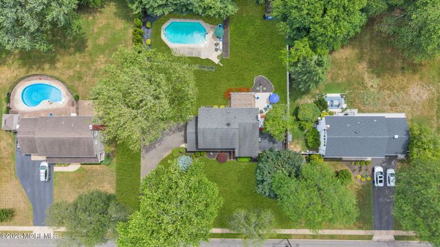 22 Sabina Terrace, Freehold, NJ 07728