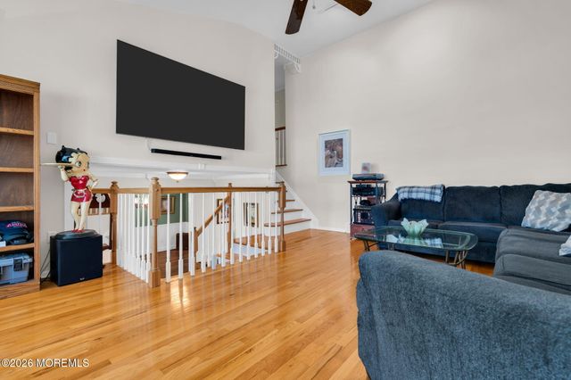 22 Sabina Terrace, Freehold, NJ 07728