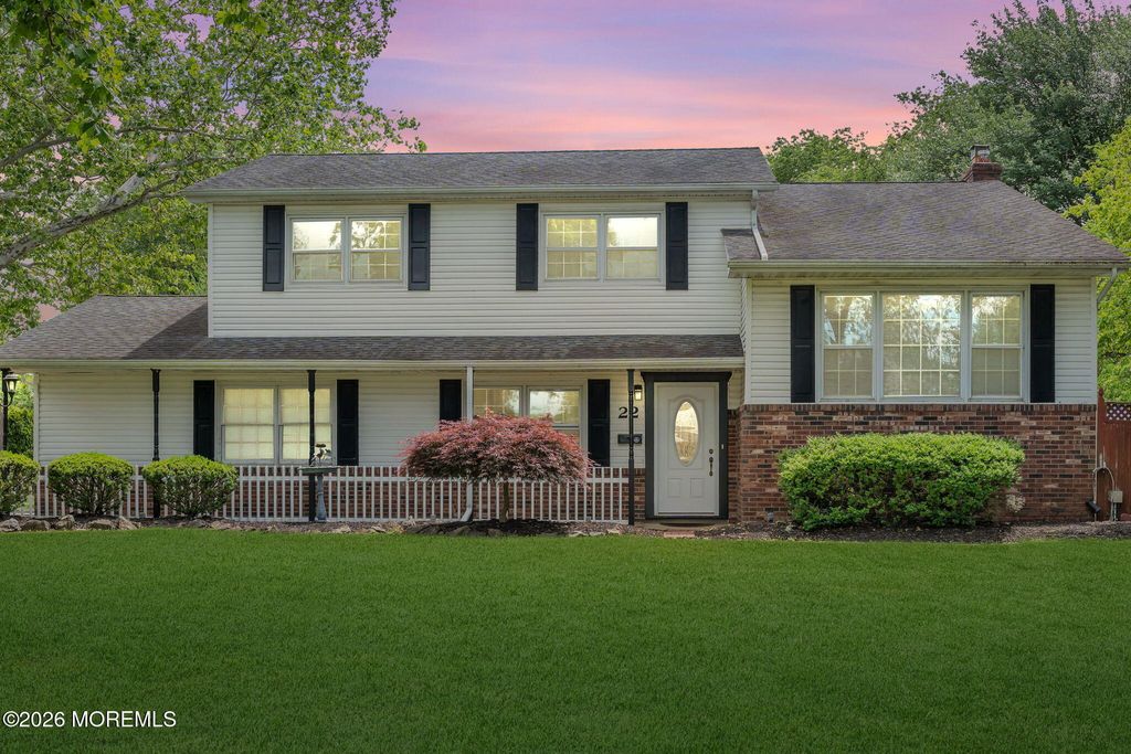 22 Sabina Terrace, Freehold, NJ 07728