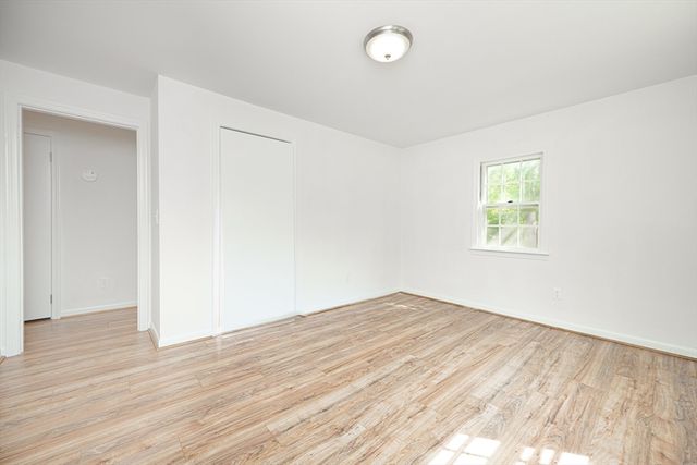 297 Compass Cir, Barnstable, MA 02601