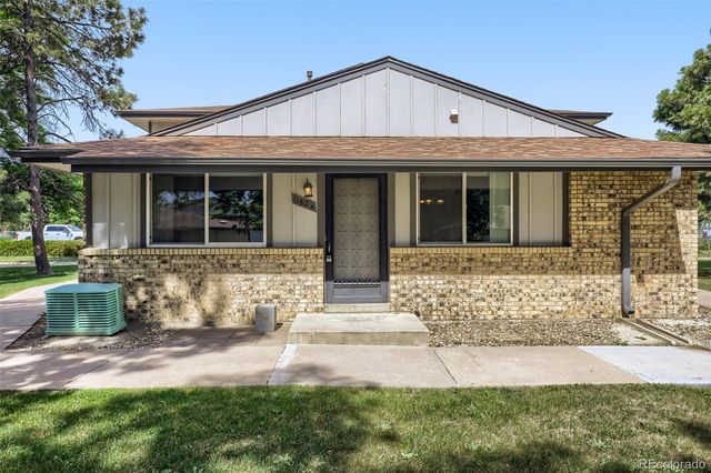 1162 S Eagle Circle A, Aurora, CO 80012