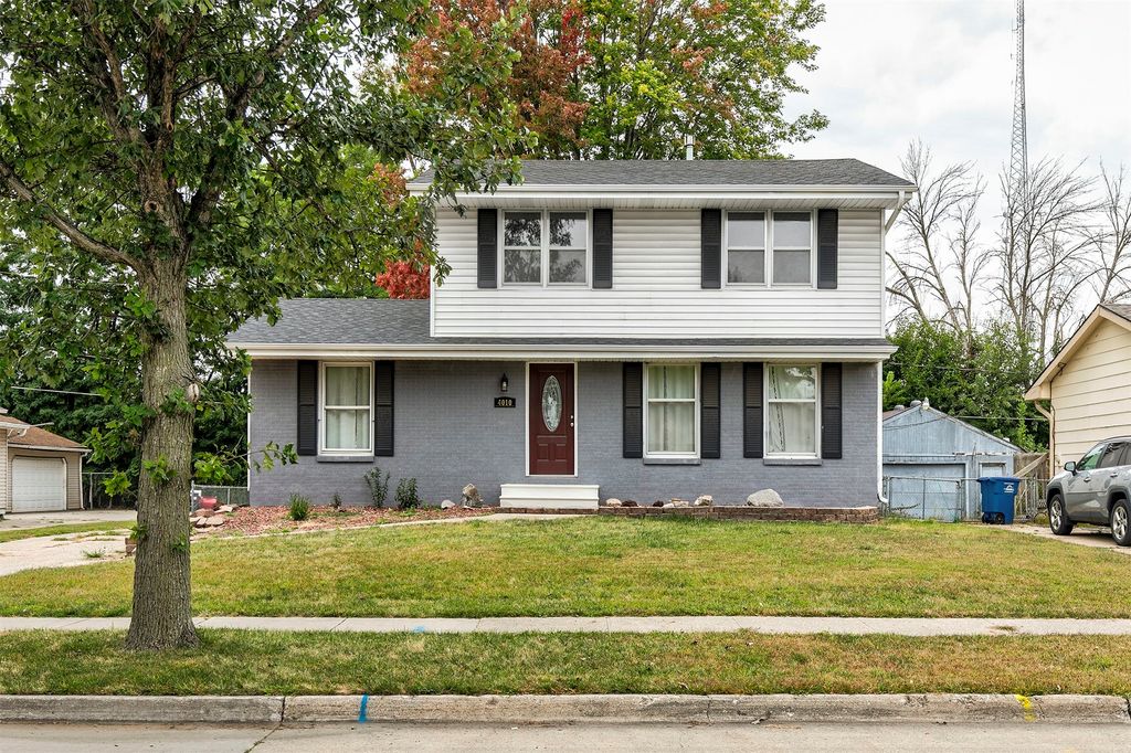 4010 E 23rd Street, Des Moines, IA 50317
