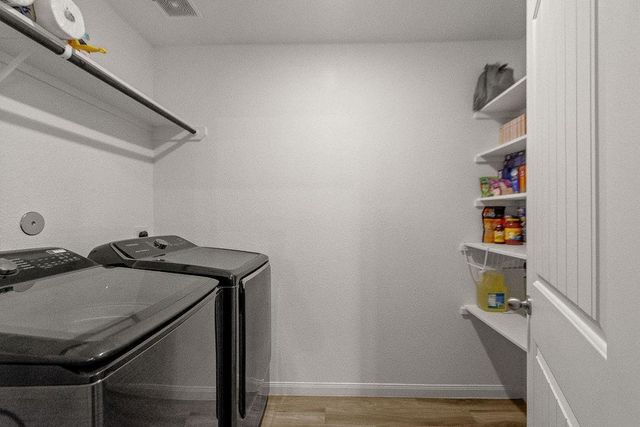 1800 Thompson Street, La Marque, TX 77568