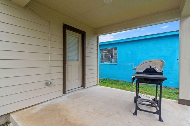 1800 Thompson Street, La Marque, TX 77568