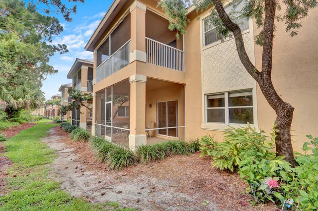 8319 Mulligan Circle, Port St. Lucie, Port St Lucie, FL 34986