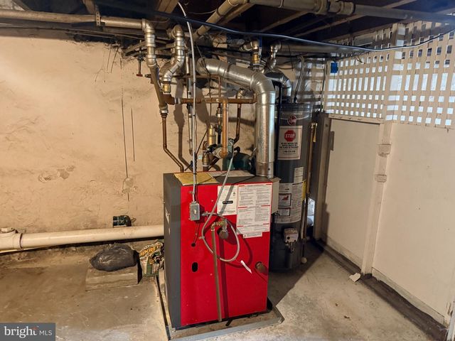 914 MARSHALL, Sharon Hill, PA 19079