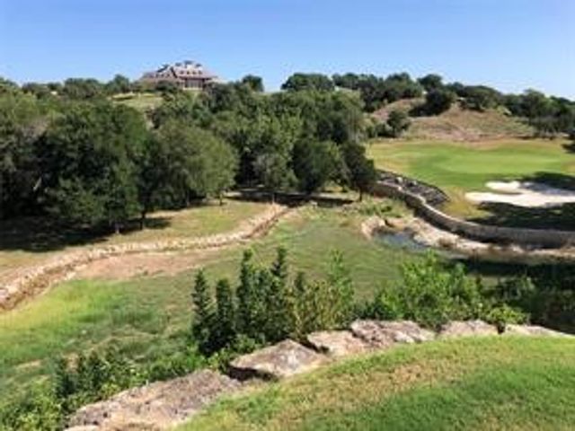 6137 Retreat Clubhouse Drive, Cleburne, TX 76033
