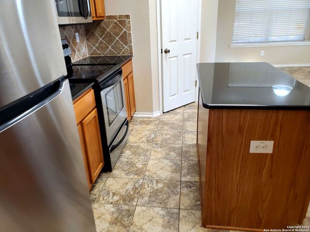 511 FIVE SPOT, San Antonio, TX 78245