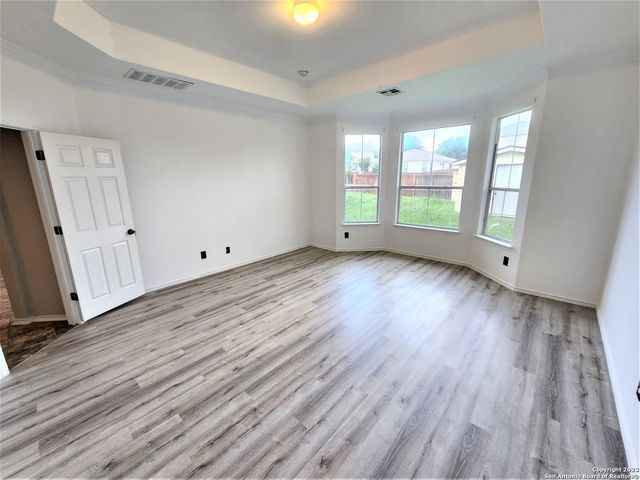 511 FIVE SPOT, San Antonio, TX 78245