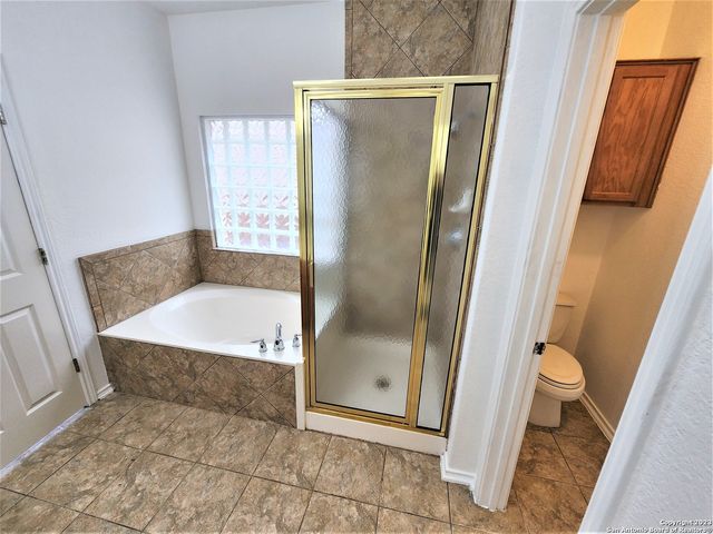 511 FIVE SPOT, San Antonio, TX 78245