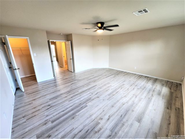 511 FIVE SPOT, San Antonio, TX 78245