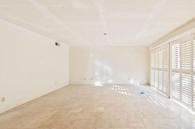 14721 E Tulare Avenue, Sanger, CA 93657