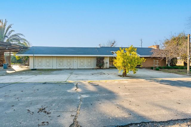 14721 E Tulare Avenue, Sanger, CA 93657