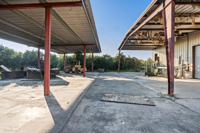 14721 E Tulare Avenue, Sanger, CA 93657