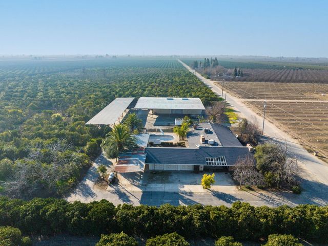 14721 E Tulare Avenue, Sanger, CA 93657