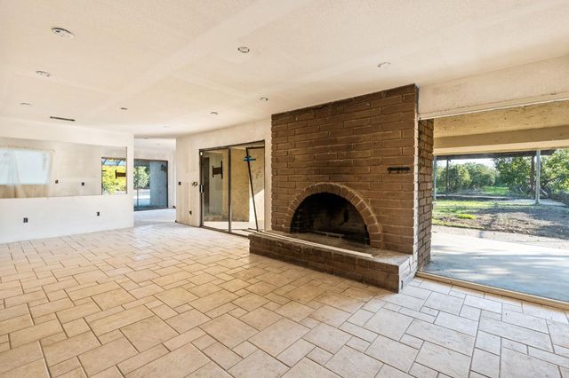 14721 E Tulare Avenue, Sanger, CA 93657