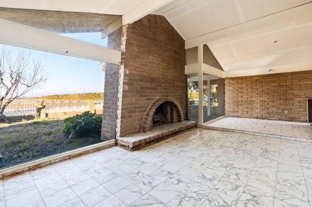 14721 E Tulare Avenue, Sanger, CA 93657