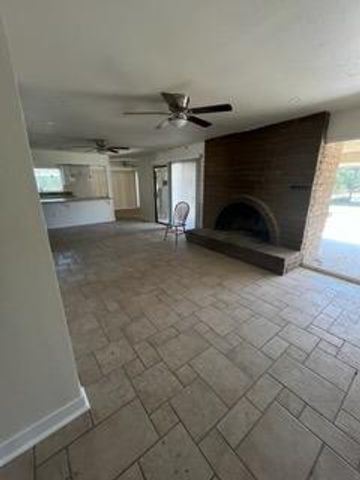 14721 E Tulare Avenue, Sanger, CA 93657
