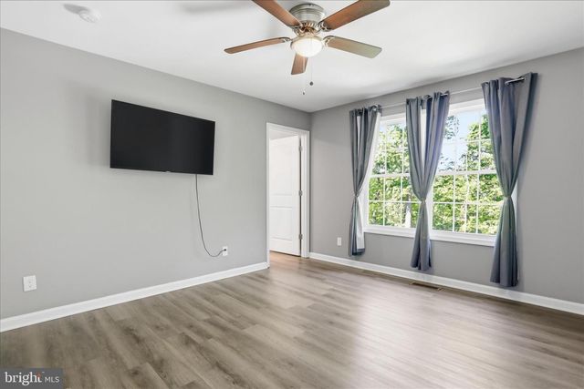 153 CHRISSYS CIR, Harpers Ferry, WV 25425