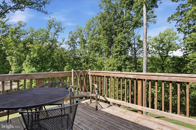 153 CHRISSYS CIR, Harpers Ferry, WV 25425