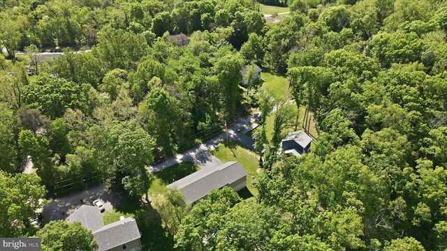 153 CHRISSYS CIR, Harpers Ferry, WV 25425