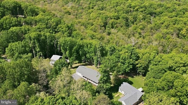 153 CHRISSYS CIR, Harpers Ferry, WV 25425