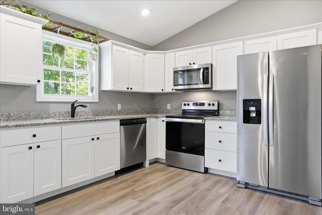 153 CHRISSYS CIR, Harpers Ferry, WV 25425